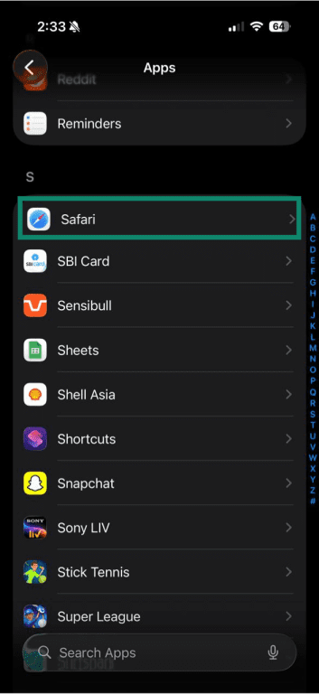 The Safari app in iOS settings highlighted.